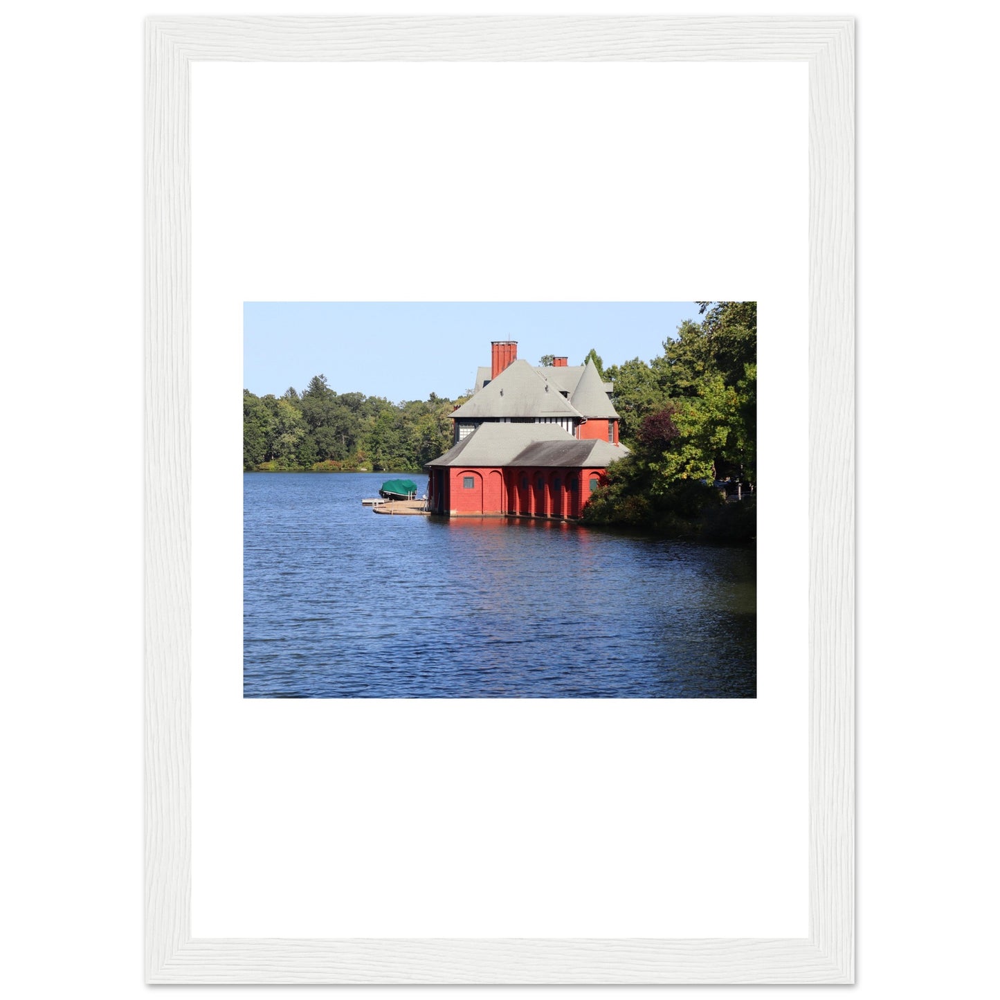 Waterside Tranquility: The Roger Williams Park Boathouse